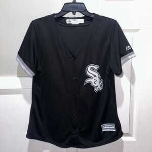 Women’s majestic White Sox MLB jersey size XL